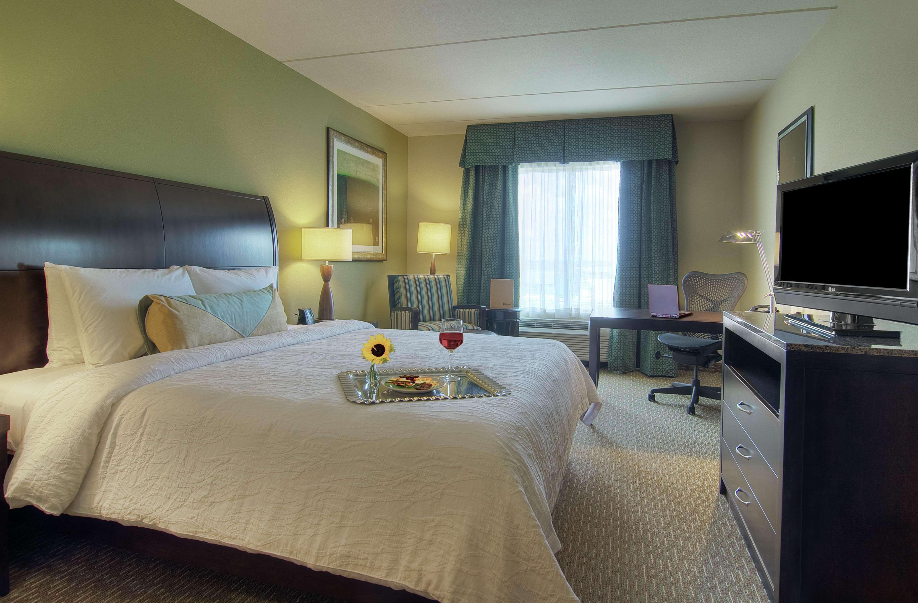 Hilton Garden Inn Houston-Пэрленд Экстерьер фото