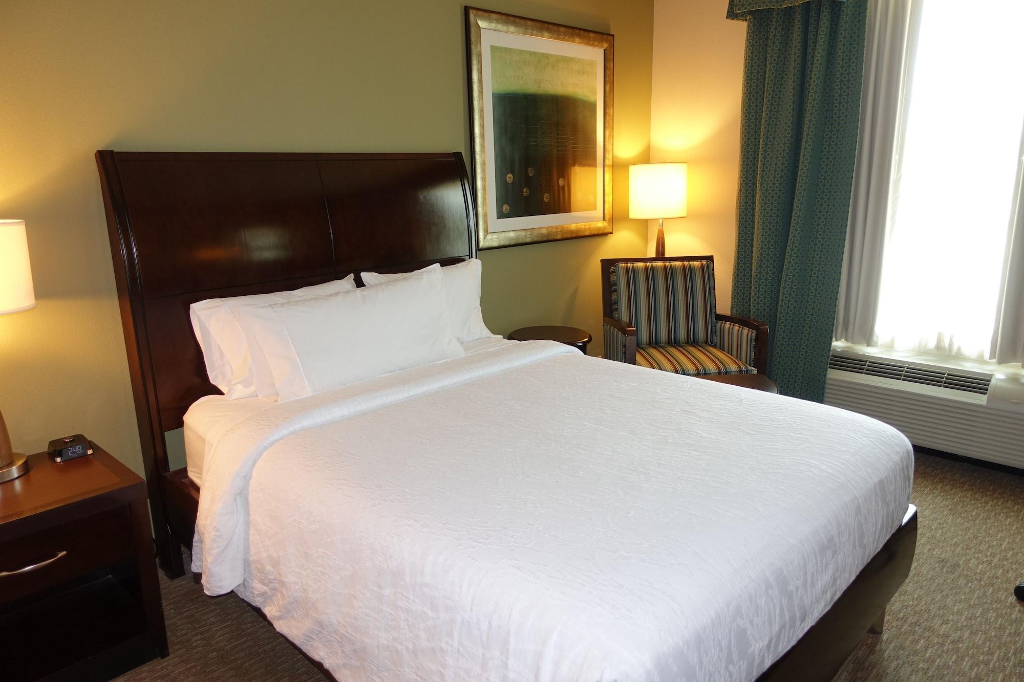Hilton Garden Inn Houston-Пэрленд Экстерьер фото
